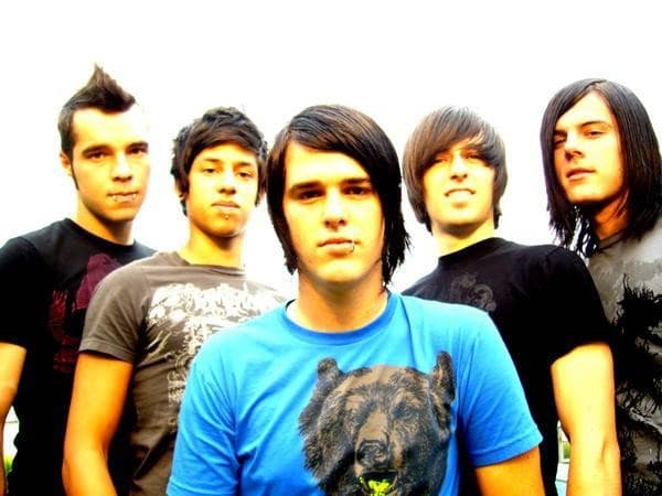 Lovehatehero artist profile image