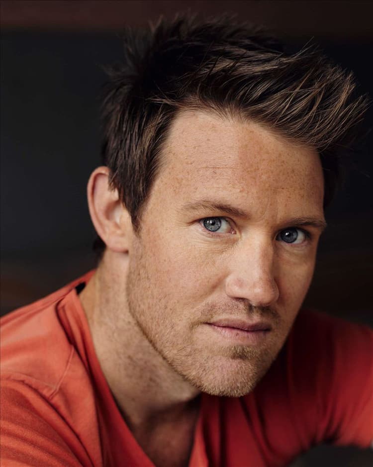 Eddie Perfect artist profile image