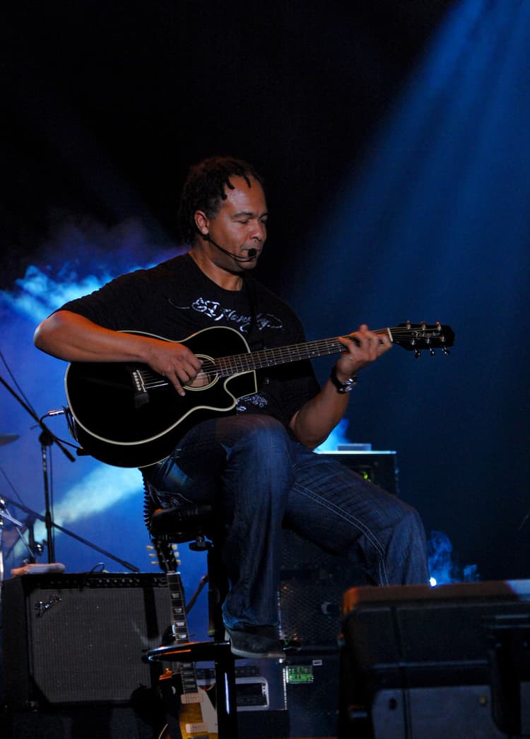 Ray Parker Jr. artist profile image