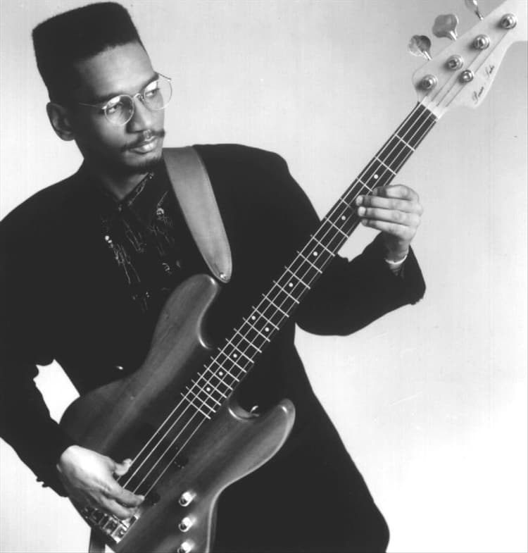 Victor Bailey artist profile image