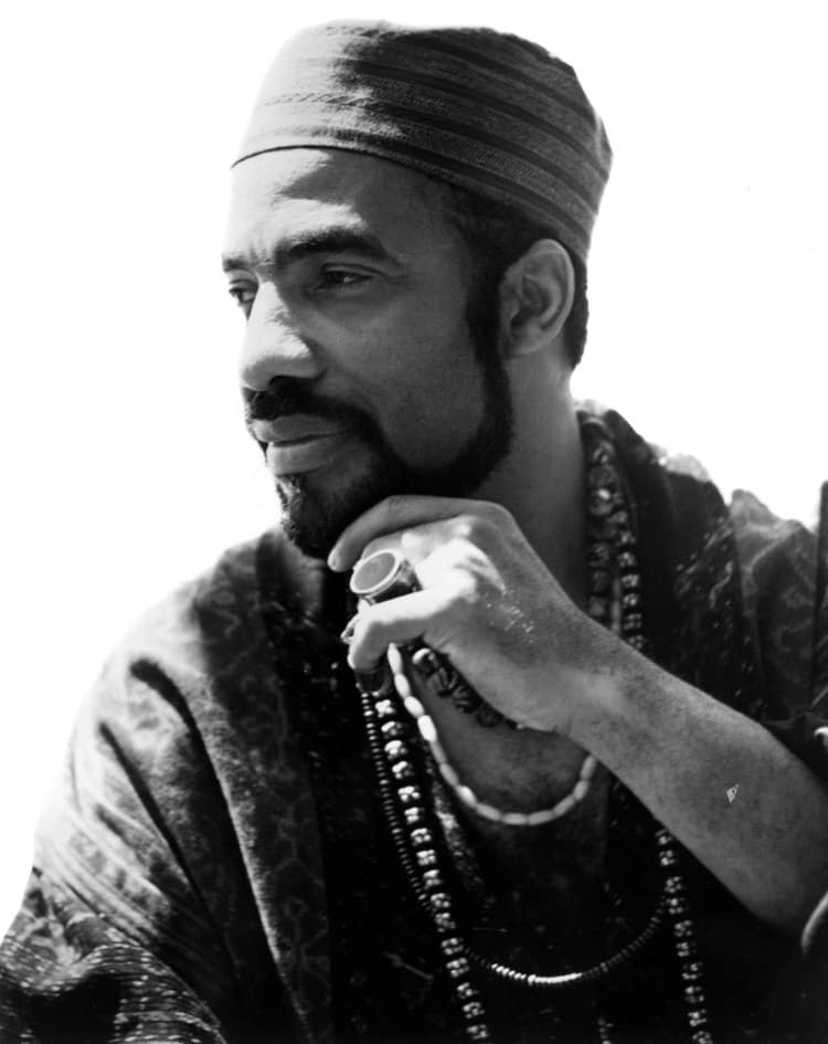 Bobby Lyle artist profile image