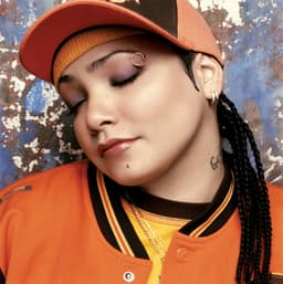 Amanda Perez's artist profile image