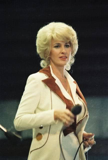 Tammy Wynette artist profile image