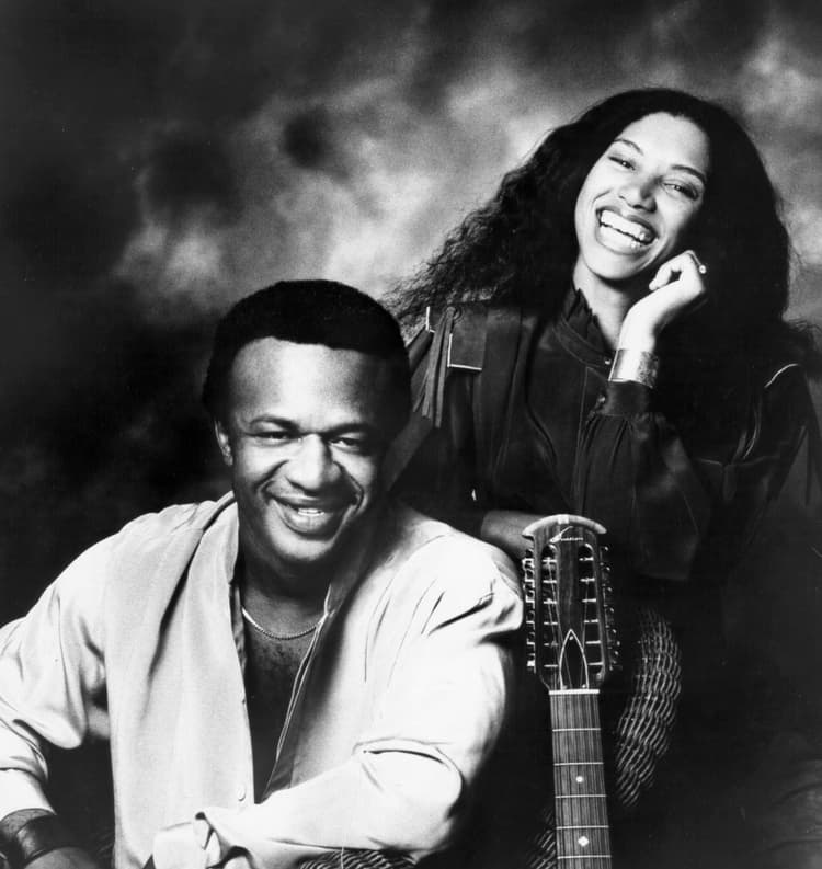 Womack & Womack artist profile image