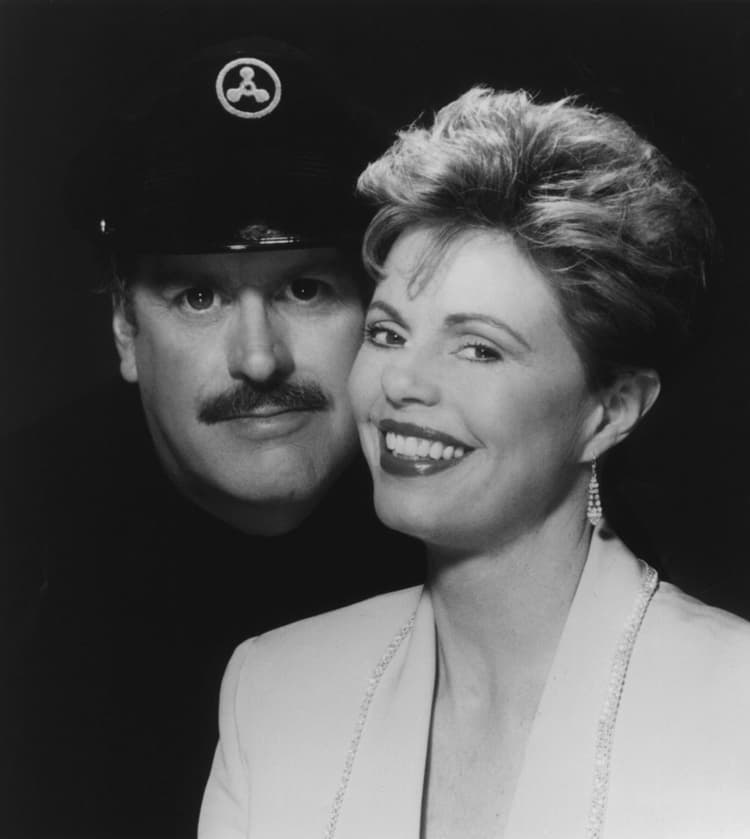 Captain & Tennille artist profile image
