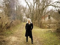 Emmylou Harris's artist profile image