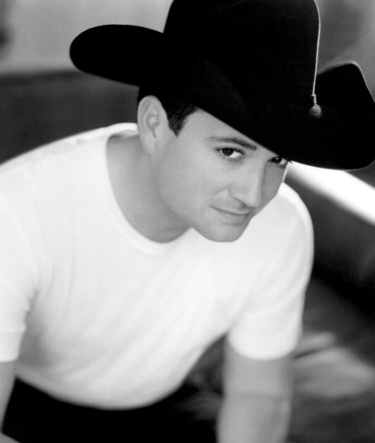 Tracy Byrd artist profile image