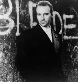 Midge Ure's artist profile image