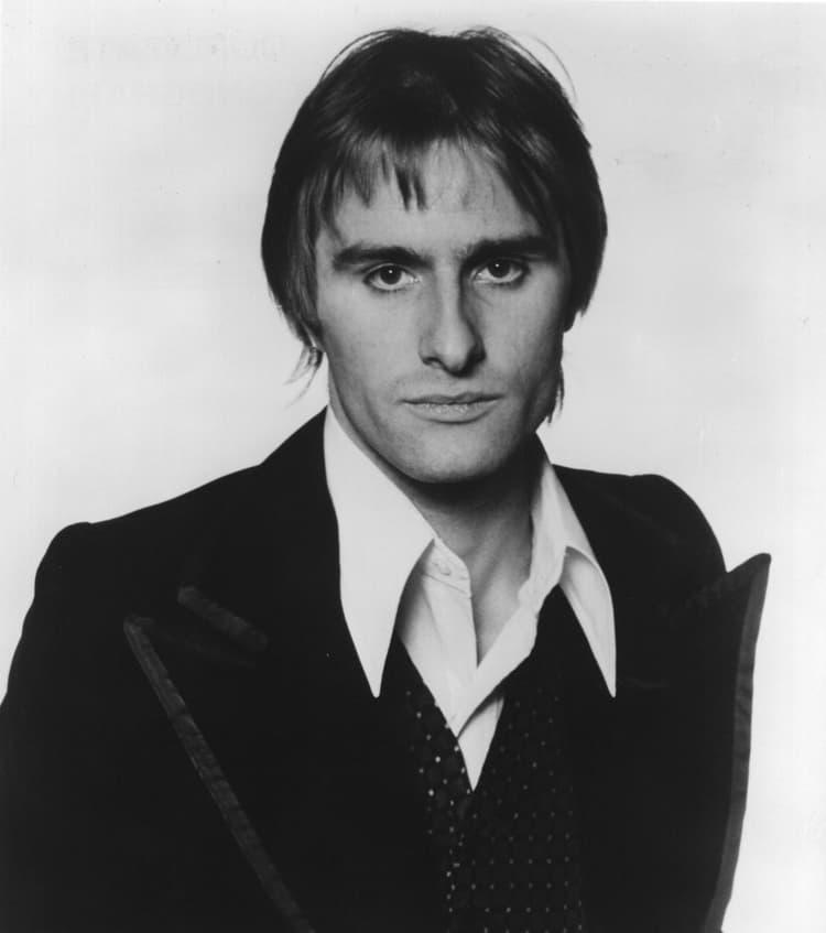 Steve Harley artist profile image