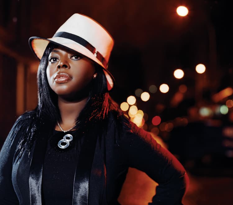 Angie Stone artist profile image