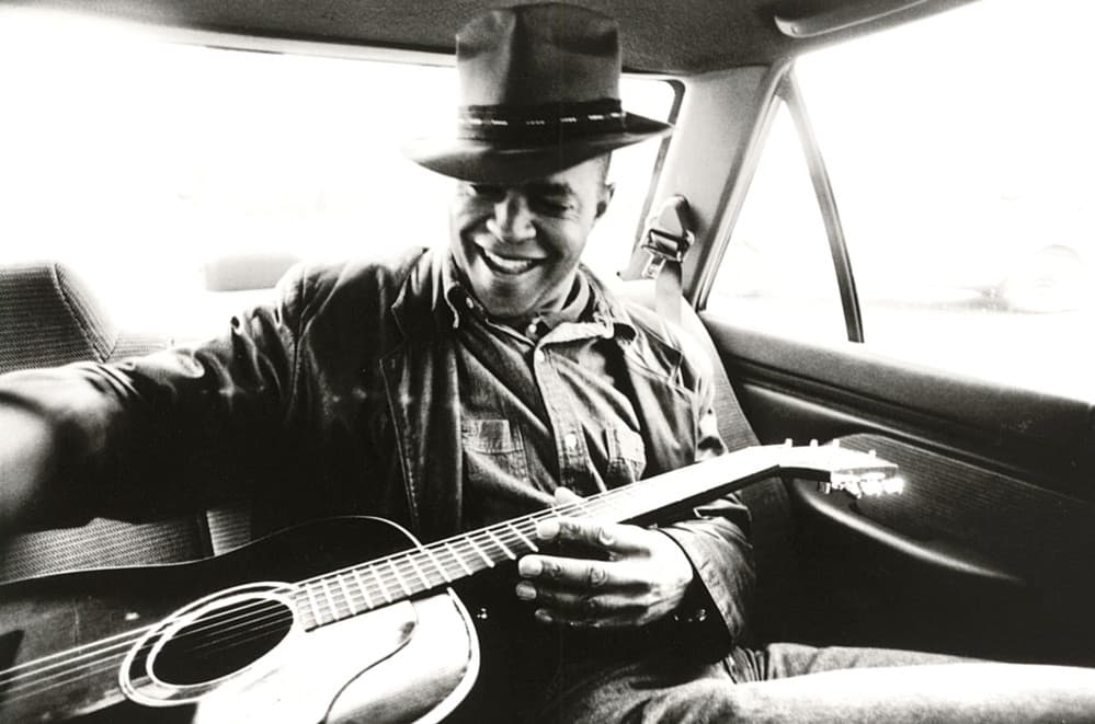 Guy Davis profile