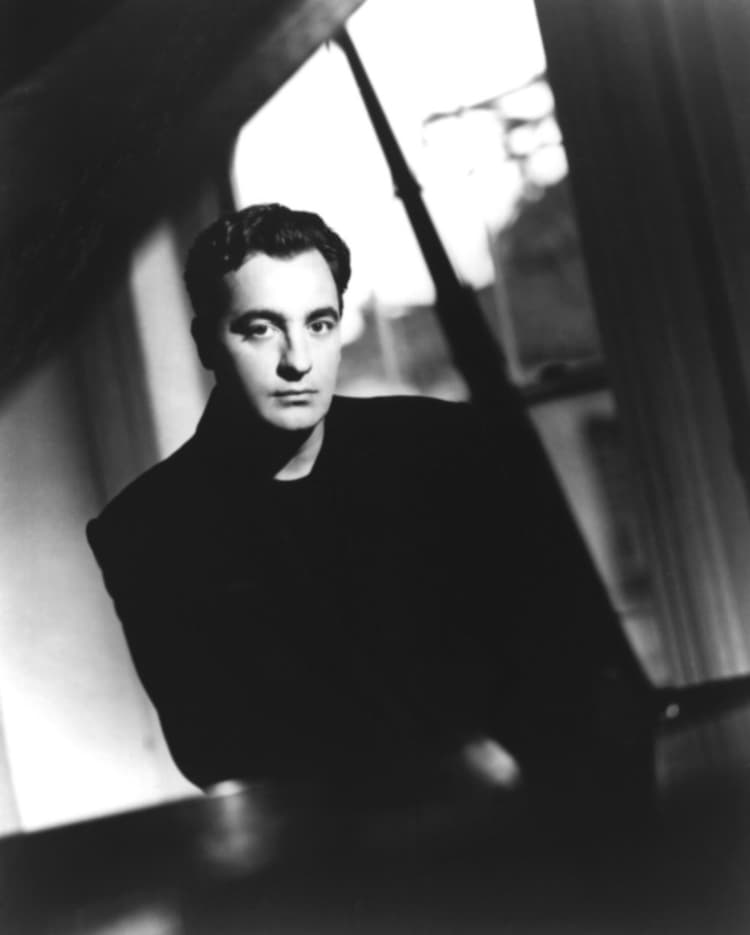 Alex Bugnon artist profile image