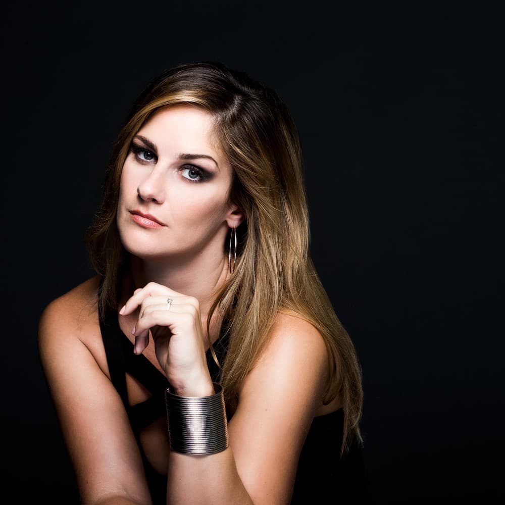 Lindsey Webster's artist profile image