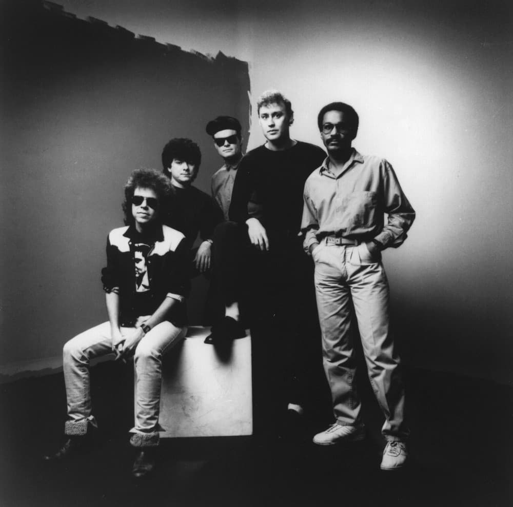 Bruce Hornsby and the Range profile