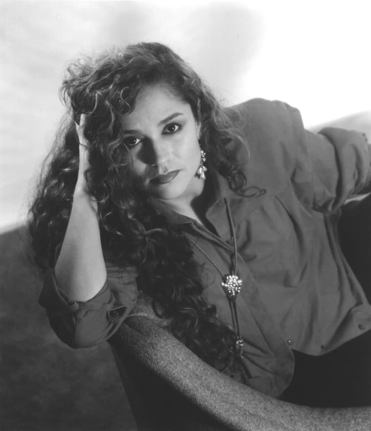 Nicolette Larson artist profile image