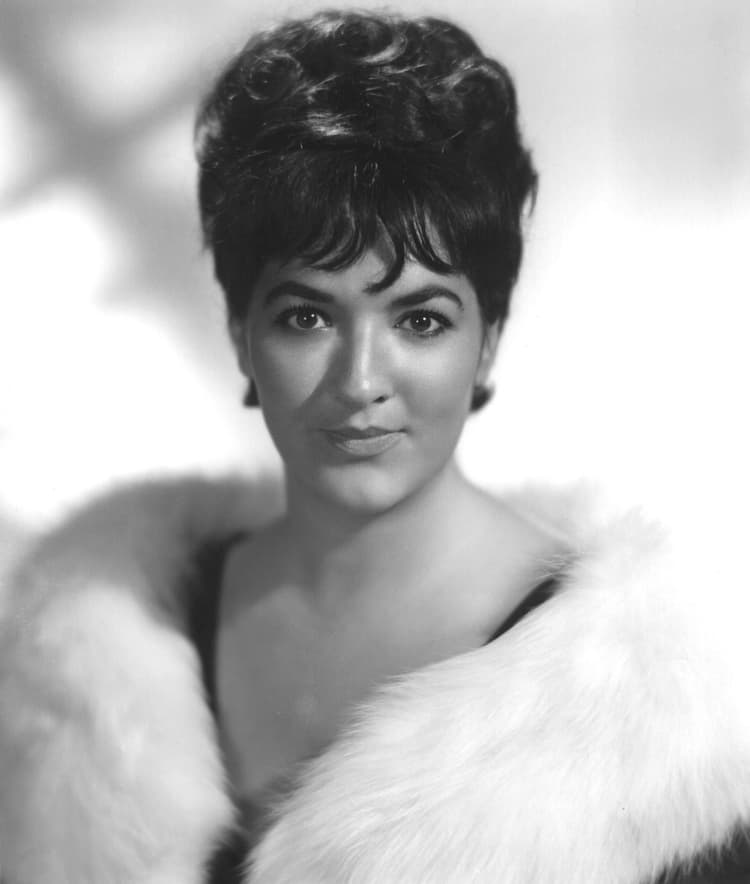 Morgana King artist profile image