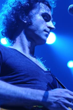 Dweezil Zappa's artist profile image