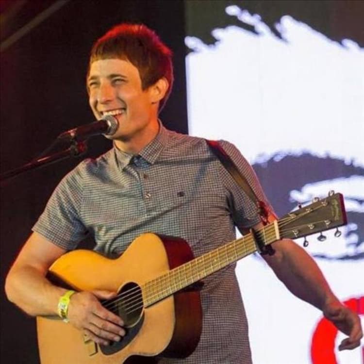 Gerry Cinnamon artist profile image