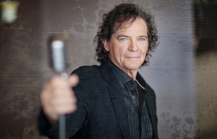 B.J. Thomas artist profile image