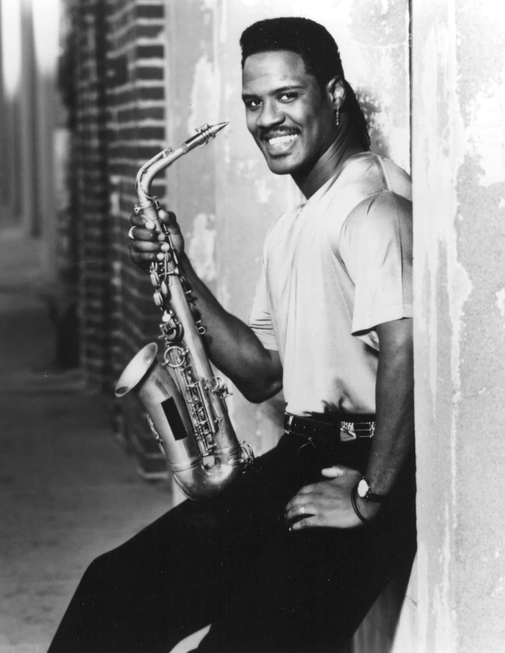 Everette Harp's artist profile image