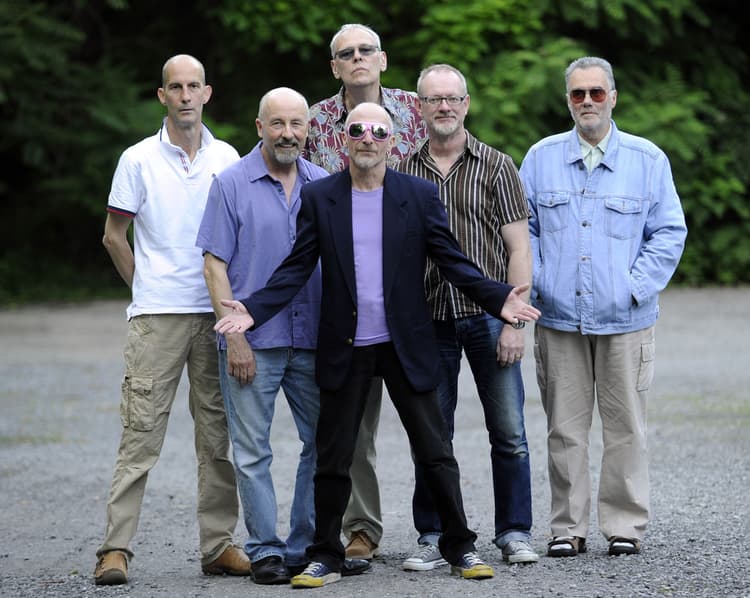 Graham Parker & The Rumour artist profile image
