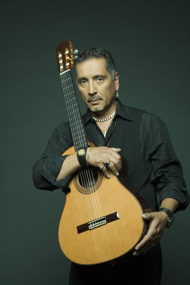Oscar Lopez artist profile image