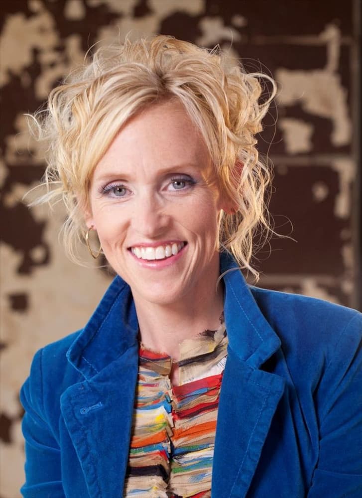 Hilary Weeks artist profile image