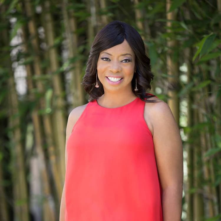 Helen Baylor artist profile image