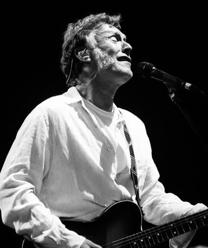 Steve Winwood's artist profile image
