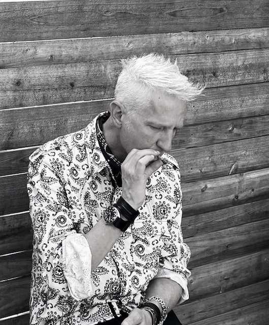 scott crow profile
