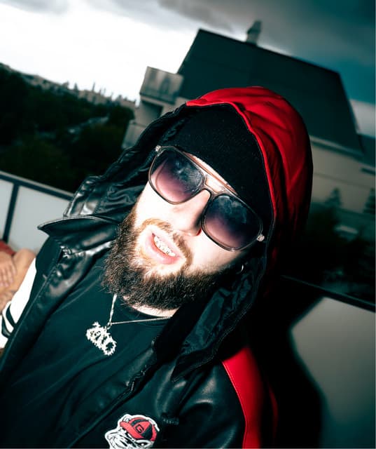 saburrakap artist profile image