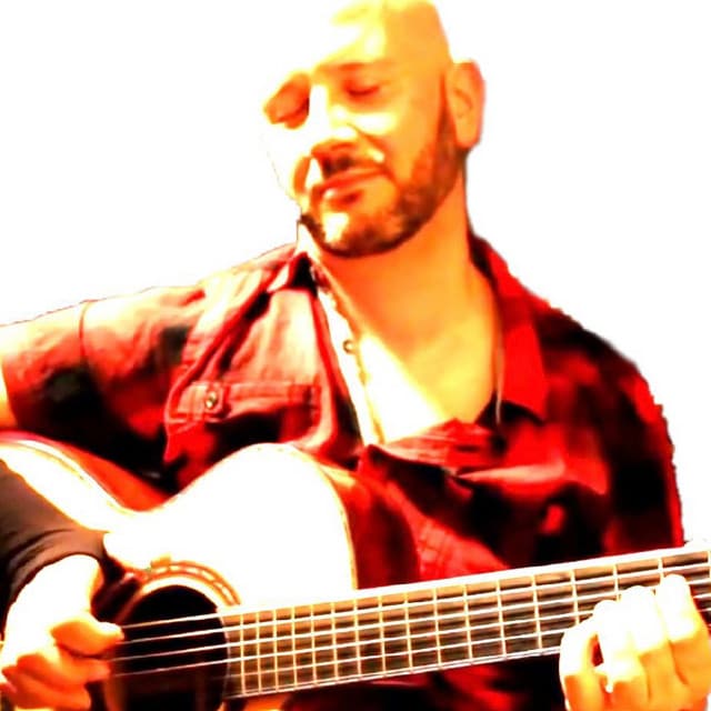 Agustín Amigó artist profile image