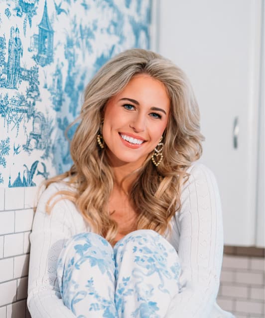 Jillian Cardarelli artist profile image