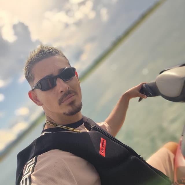 Dj Alexandre Borges artist profile image