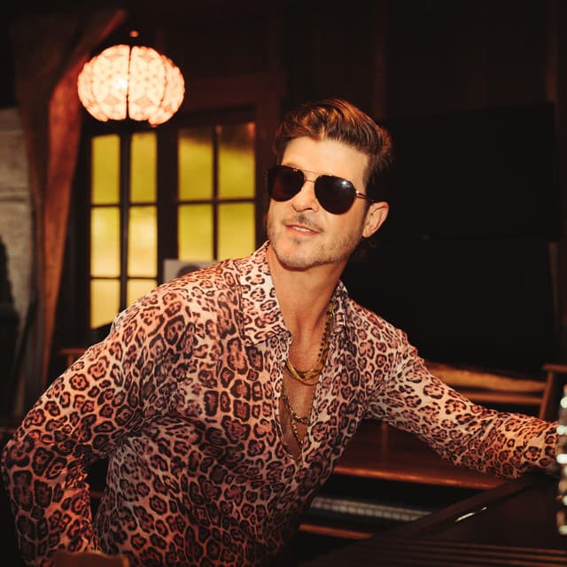 Robin Thicke's artist profile image