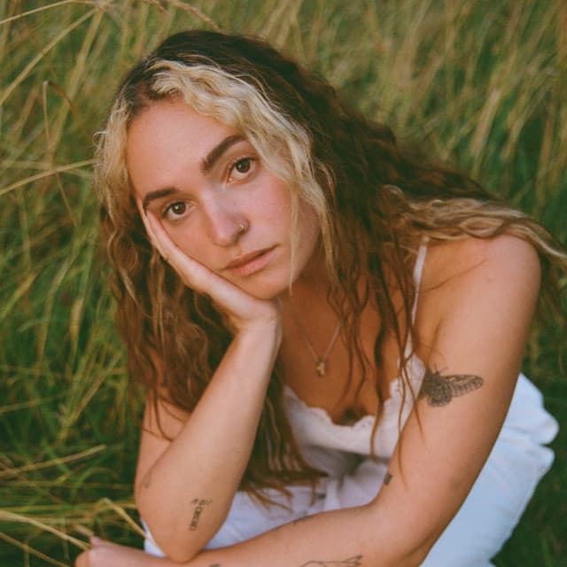 néomí artist profile image