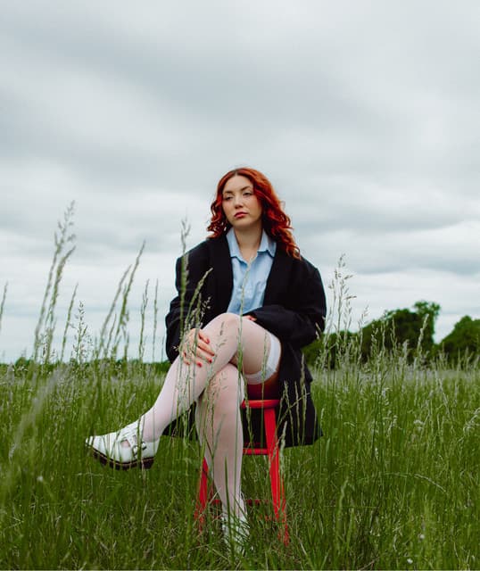 Sadie Fine artist profile image
