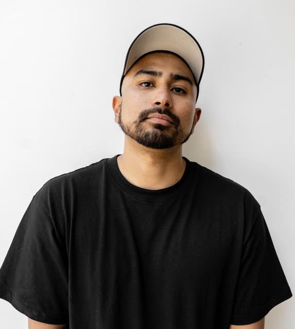 Franklyn Watts artist profile image