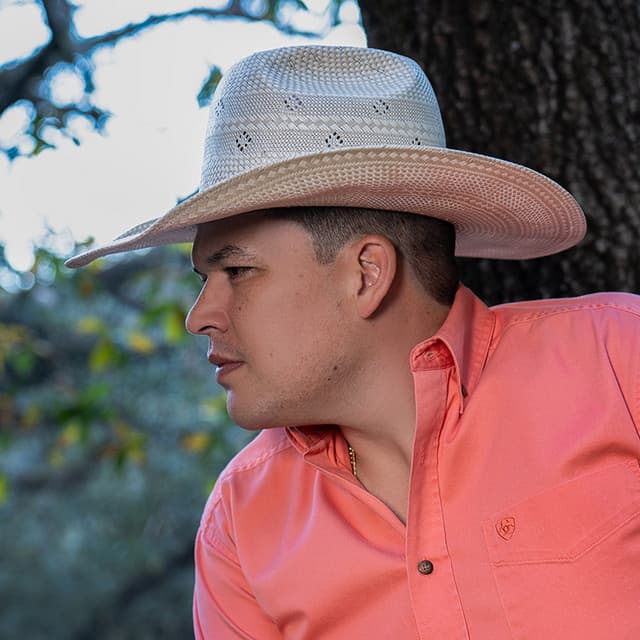Leandro Ríos artist profile image