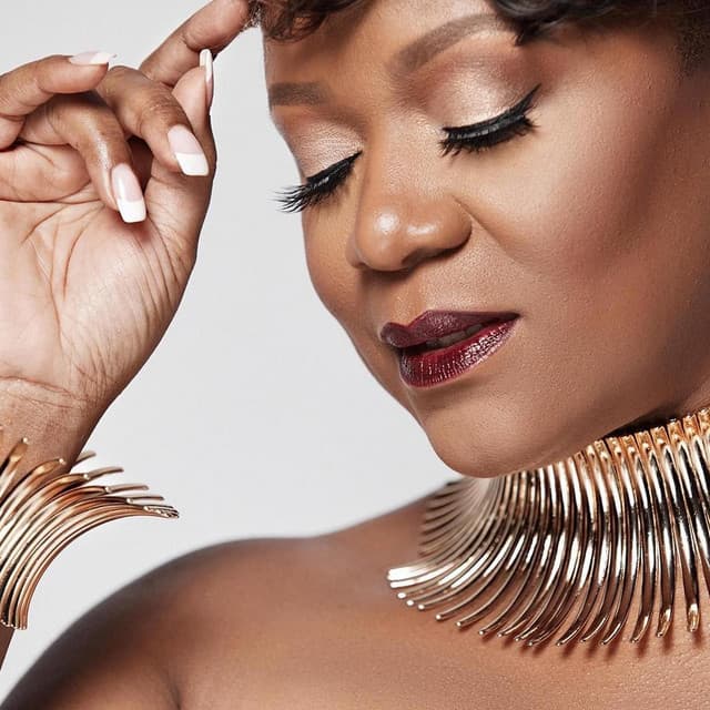 Tracy Hamlin profile