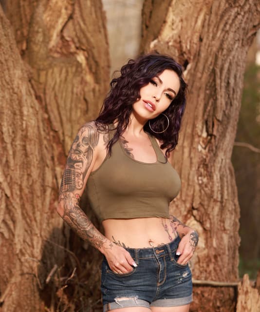 Kelsey Lynn artist profile image