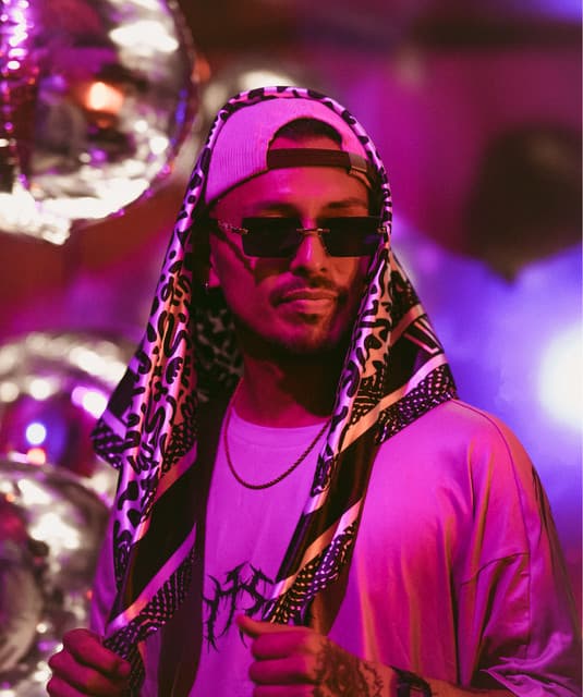 Tavz artist profile image