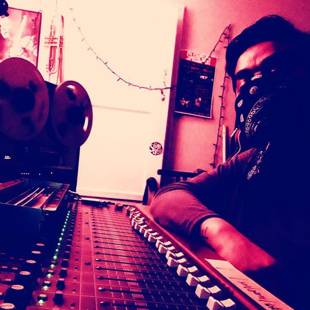 Joey Quiñones's artist profile image