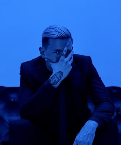Le Castle Vania artist profile