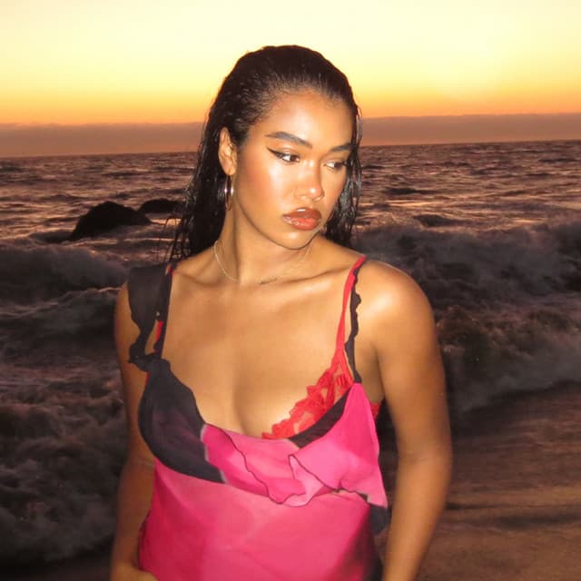 Amber Mark's artist profile image