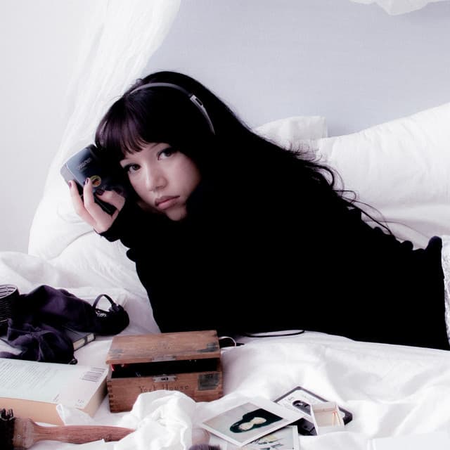 Esha Tewari's artist profile image