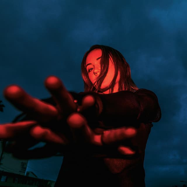 Annika Bennett artist profile image