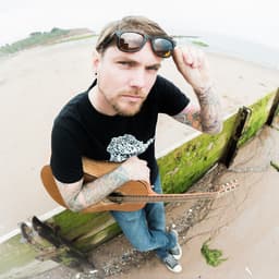 Gaz Brookfield's artist profile image