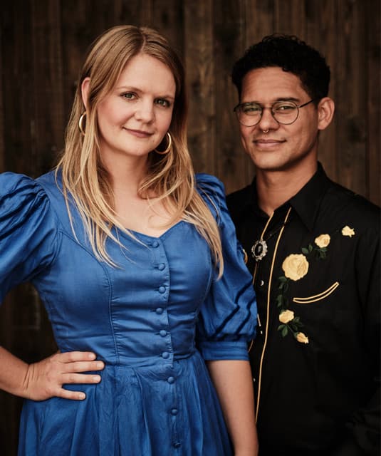 Violet Bell artist profile image