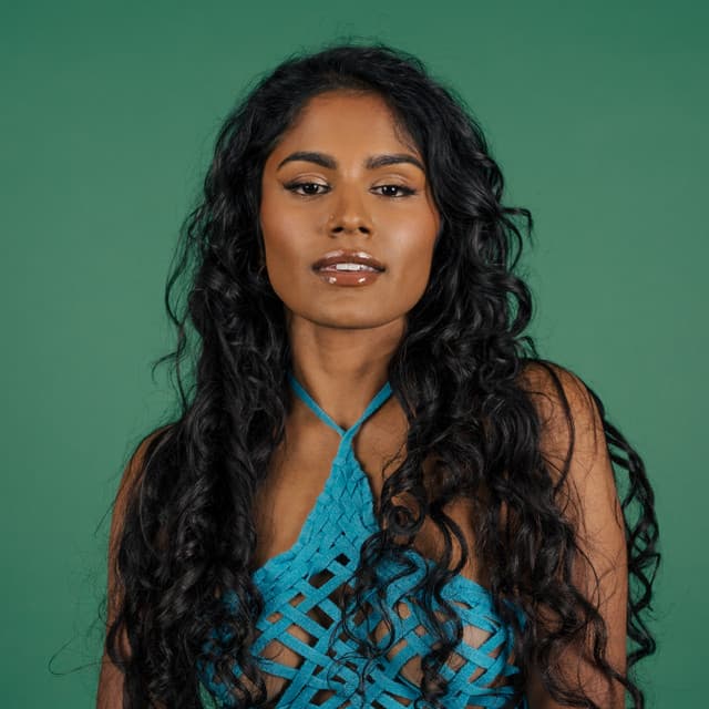 Arthi artist profile